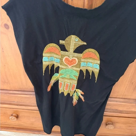 Johnny Was Black Gorgeous Embroidered Feather Graphic Women's Top - Picture 3 of 3